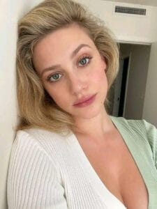 ABG Malaysia bilang “Aku bukan cameo, aku tokoh utama!” — netizen setuju.